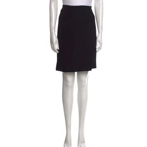 GIORGIO ARMANI Tulip Wool Blend Skirt in Classic Black Size M (6) — GORGEOUS!!